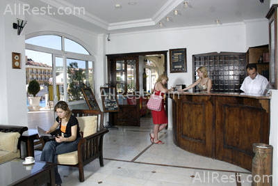 Sinatra Hotel 11